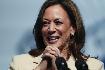 EPA union backs Harris