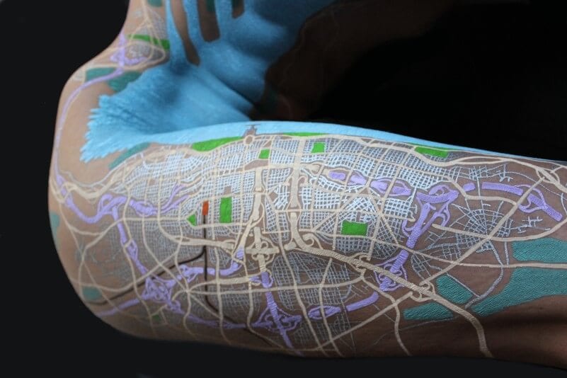 David Nuttel Artimaps drawing fictional maps on naked bodies (3)