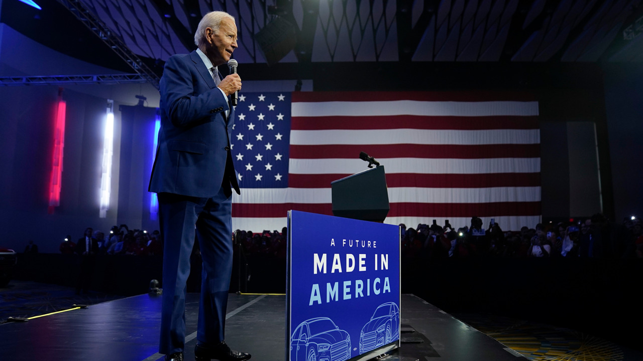 Biden announces funding for half a million electric vehicle charging stations